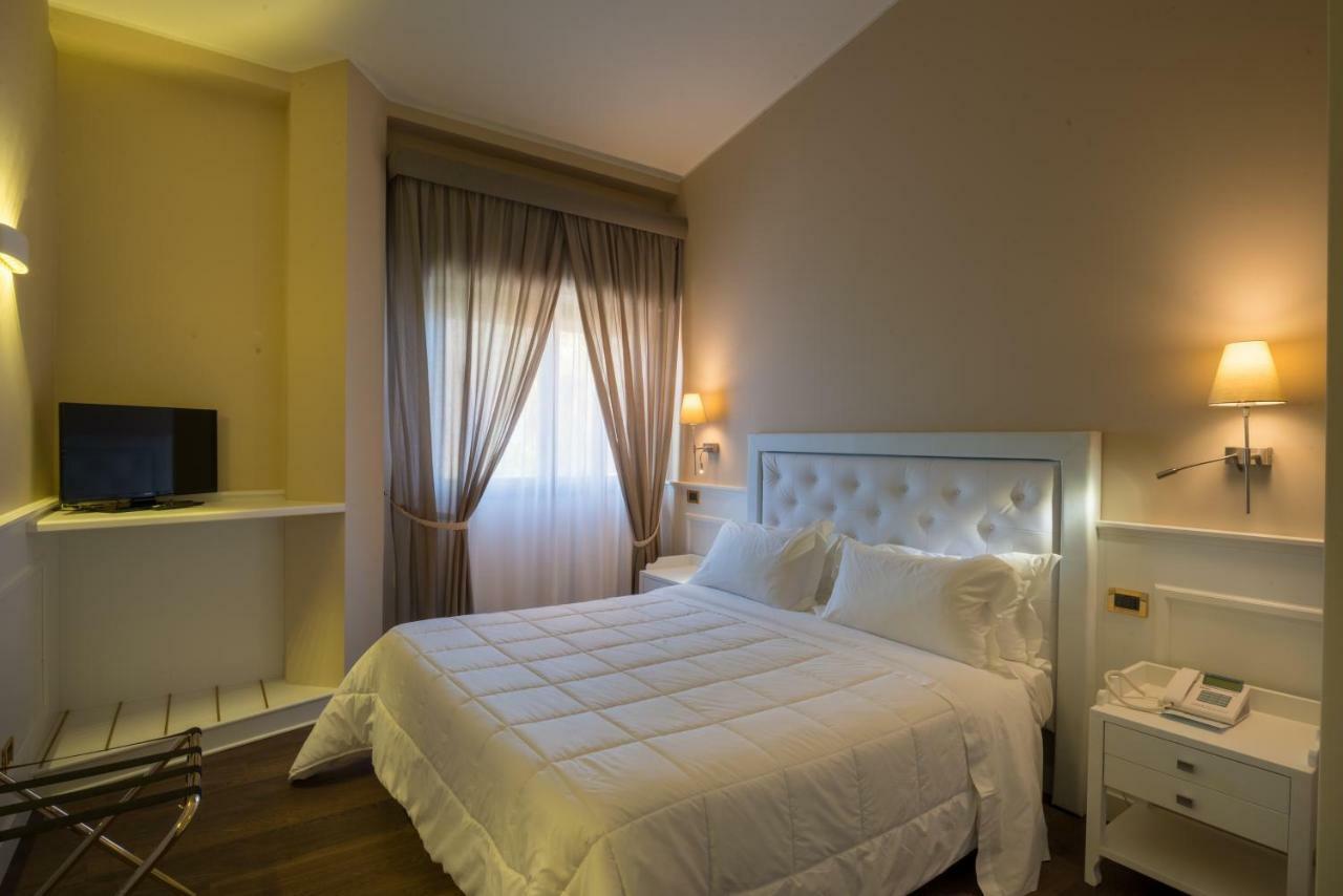 Th Cinisi - Florio Park Hotel 外观 照片